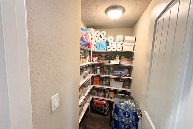 729 CRESTVIEW CIRCLE NW, Port Charlotte, FL 33948