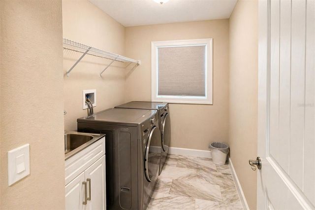 729 CRESTVIEW CIRCLE NW, Port Charlotte, FL 33948