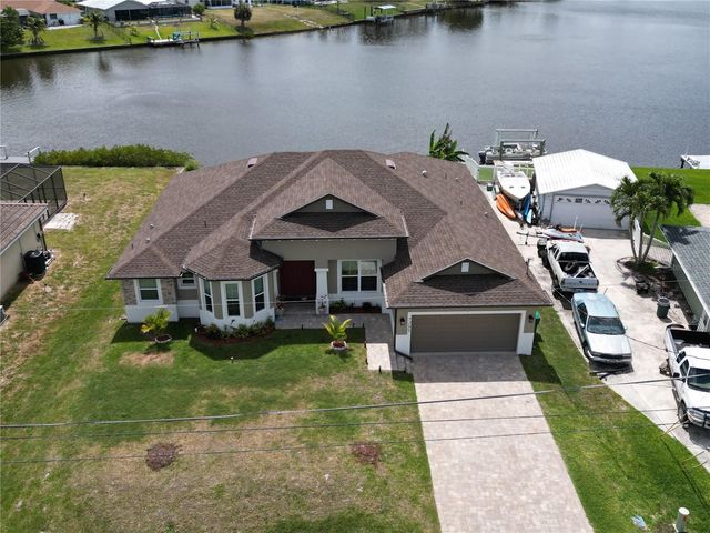 729 CRESTVIEW CIRCLE NW, Port Charlotte, FL 33948