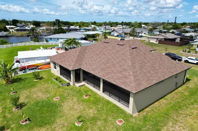 729 CRESTVIEW CIRCLE NW, Port Charlotte, FL 33948