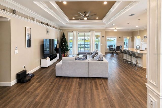 729 CRESTVIEW CIRCLE NW, Port Charlotte, FL 33948