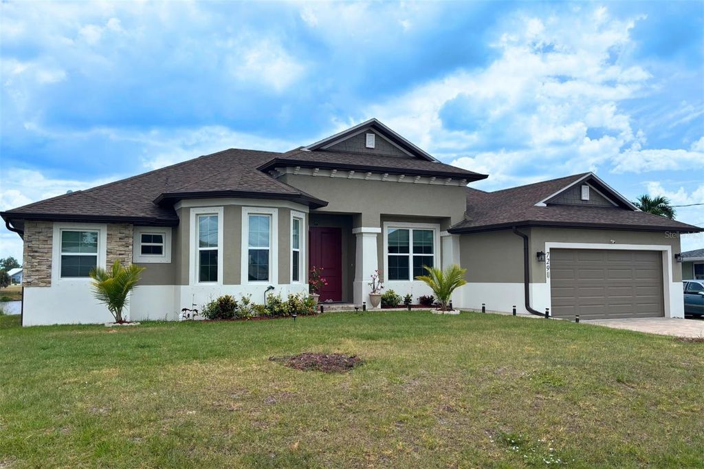 729 CRESTVIEW CIRCLE NW, Port Charlotte, FL 33948
