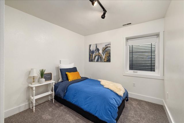 837 Avenue F, Billings, MT 59102