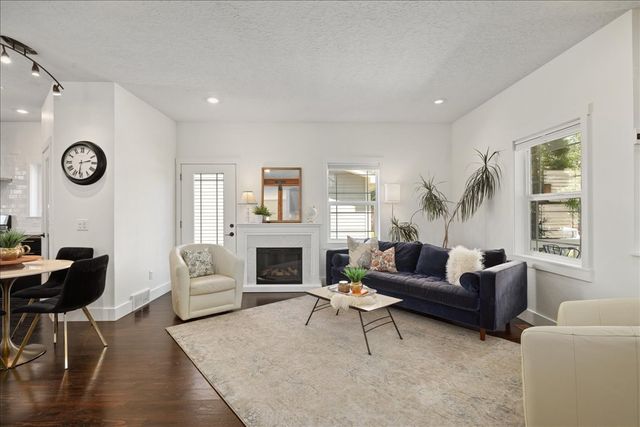 837 Avenue F, Billings, MT 59102