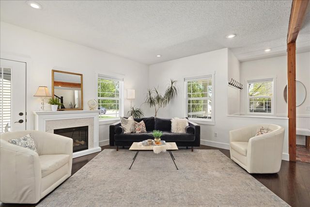 837 Avenue F, Billings, MT 59102