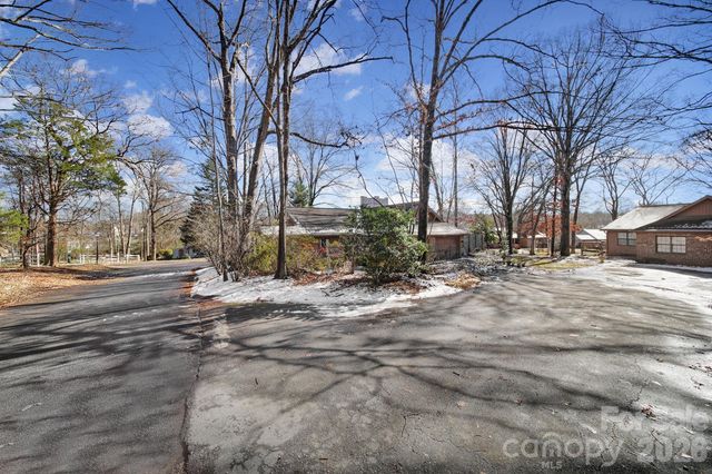 498 Glory Court, Fort Mill, SC 29715