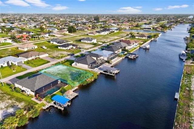 1522 NW 40th PL, Cape Coral, FL 33993