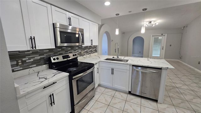 1506 SILKTREE COURT, Brandon, FL 33511