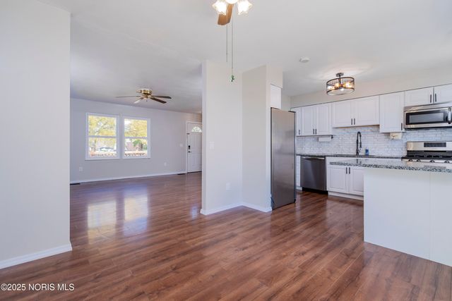 170 Edgewood Drive, Perrysburg, OH 43551