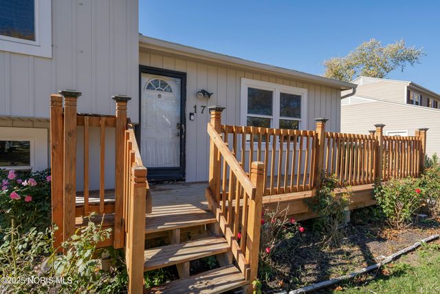 170 Edgewood Drive, Perrysburg, OH 43551