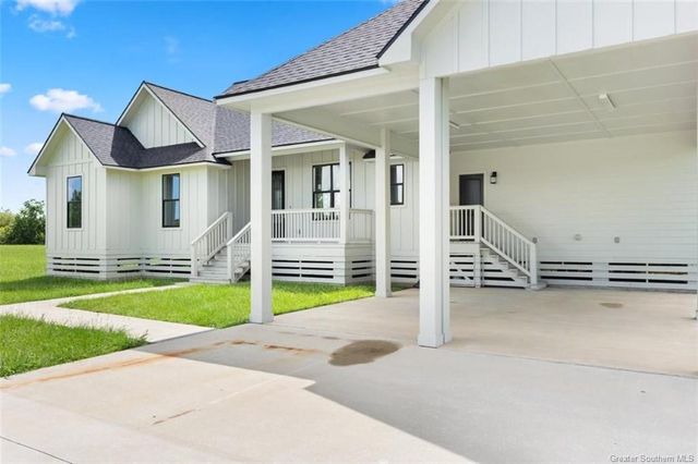 7790 Nine Oaks Drive, Lake Charles, LA 70607