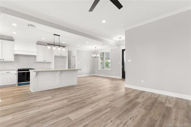 7790 Nine Oaks Drive, Lake Charles, LA 70607