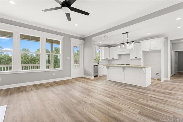 7790 Nine Oaks Drive, Lake Charles, LA 70607