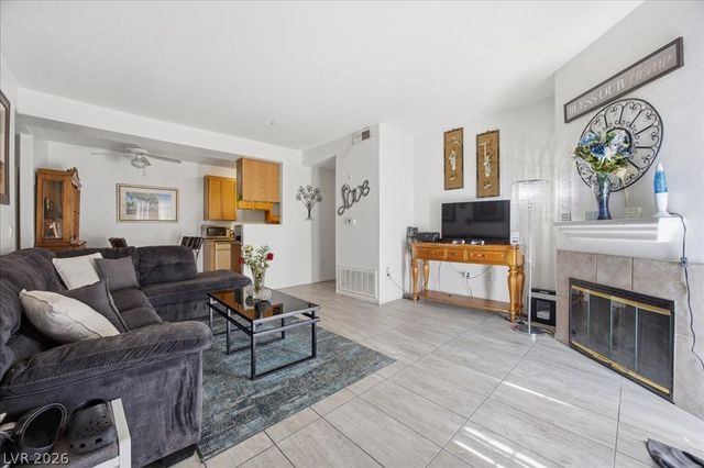 3318 North Decatur Boulevard 1165, Las Vegas, NV 89130
