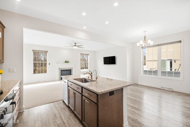 42 Penfield Drive, Colonie, NY 12110