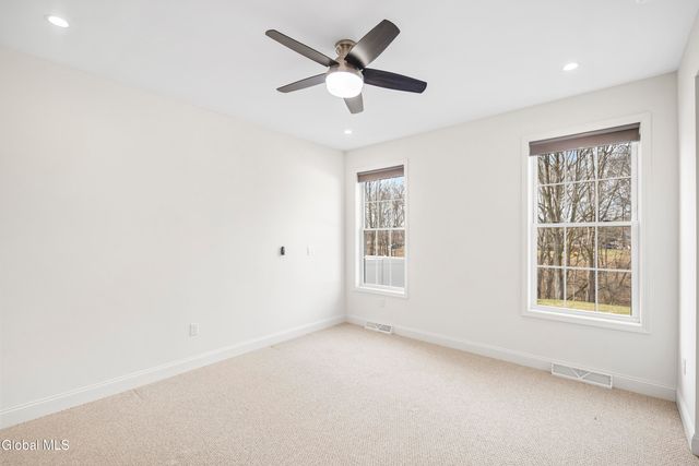 42 Penfield Drive, Colonie, NY 12110