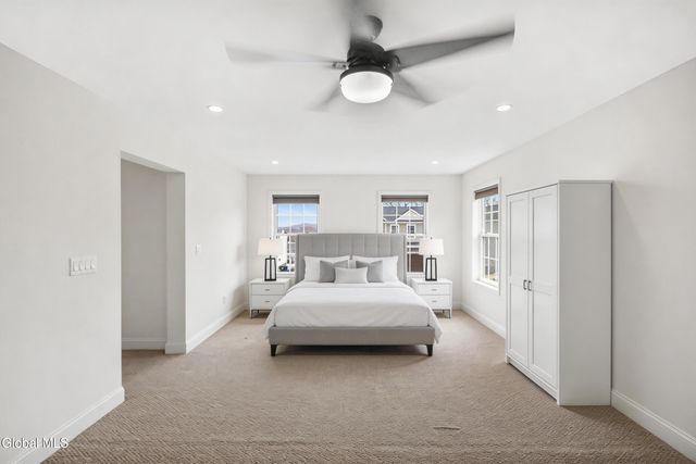 42 Penfield Drive, Colonie, NY 12110