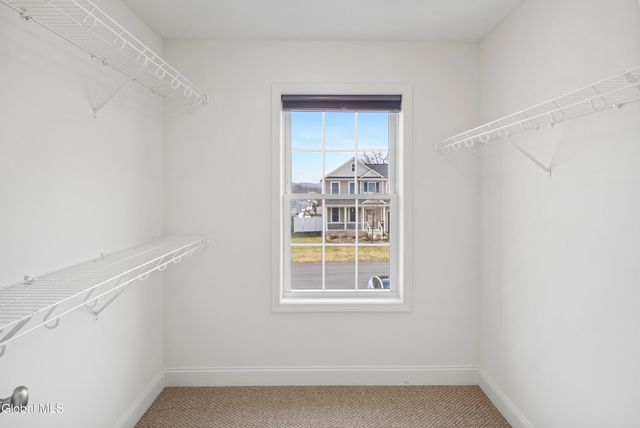 42 Penfield Drive, Colonie, NY 12110