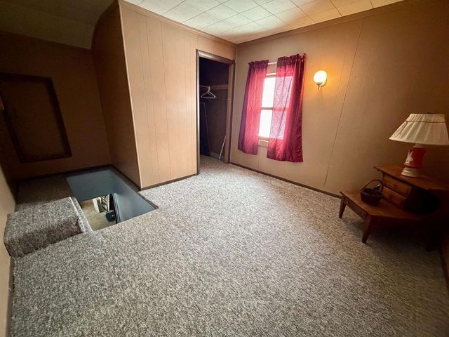 206 2nd Street, Elroy, WI 53929