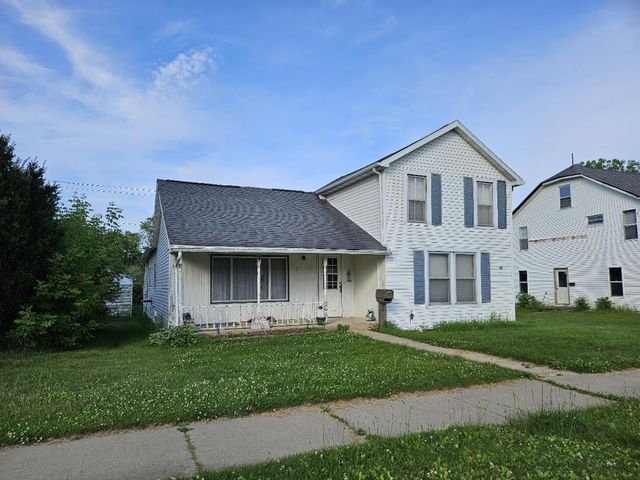 206 2nd Street, Elroy, WI 53929
