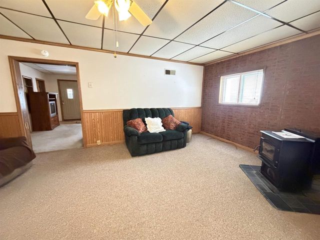 206 2nd Street, Elroy, WI 53929