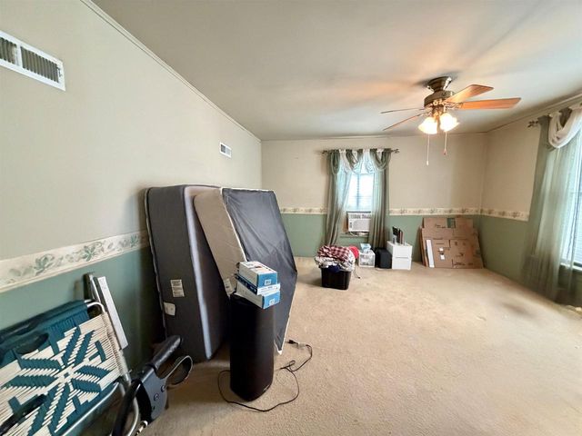 206 2nd Street, Elroy, WI 53929