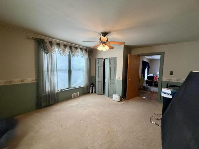 206 2nd Street, Elroy, WI 53929