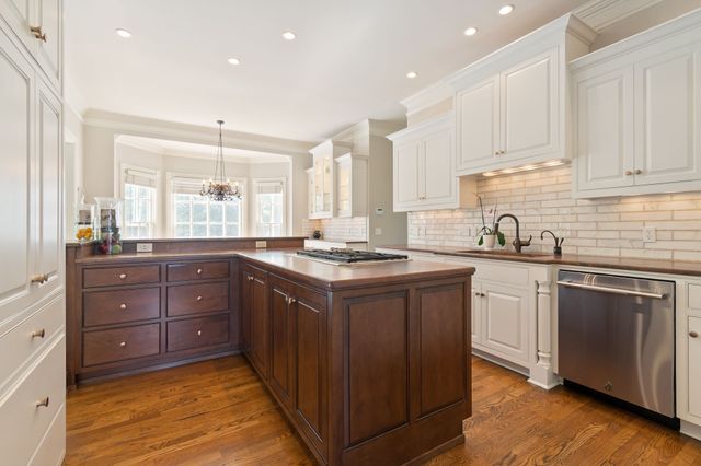 524 Dekemont Ln, Brentwood, TN 37027
