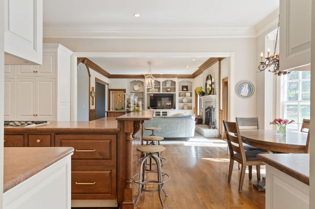 524 Dekemont Ln, Brentwood, TN 37027
