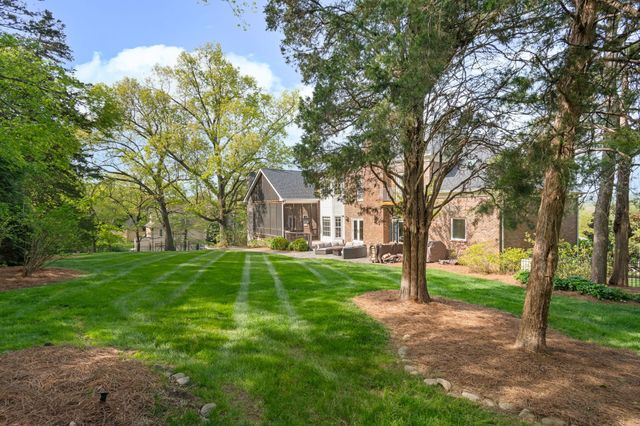 524 Dekemont Ln, Brentwood, TN 37027