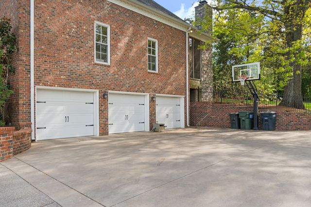 524 Dekemont Ln, Brentwood, TN 37027