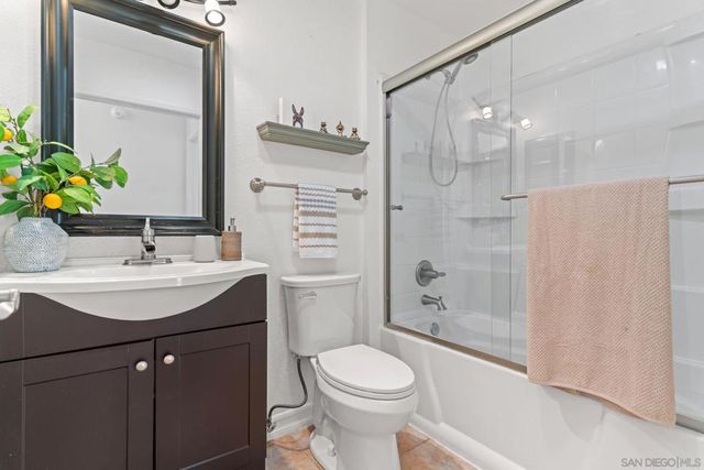 12722 Lakeshore Drive B, Lakeside, CA 92040