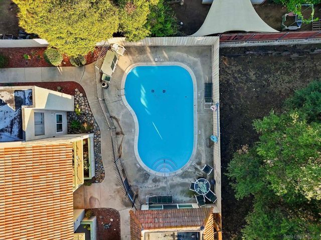 12722 Lakeshore Drive B, Lakeside, CA 92040