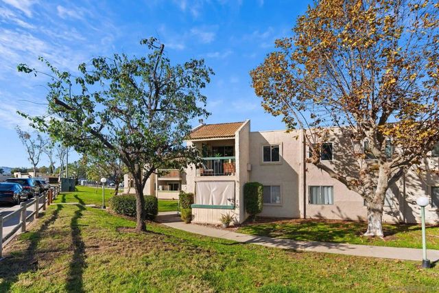 12722 Lakeshore Drive B, Lakeside, CA 92040