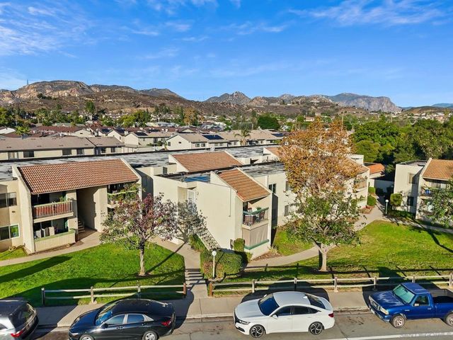 12722 Lakeshore Drive B, Lakeside, CA 92040