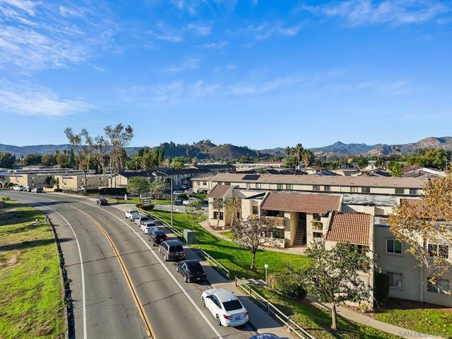 12722 Lakeshore Drive B, Lakeside, CA 92040