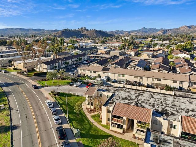 12722 Lakeshore Drive B, Lakeside, CA 92040