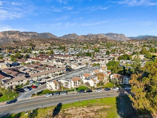 12722 Lakeshore Drive B, Lakeside, CA 92040