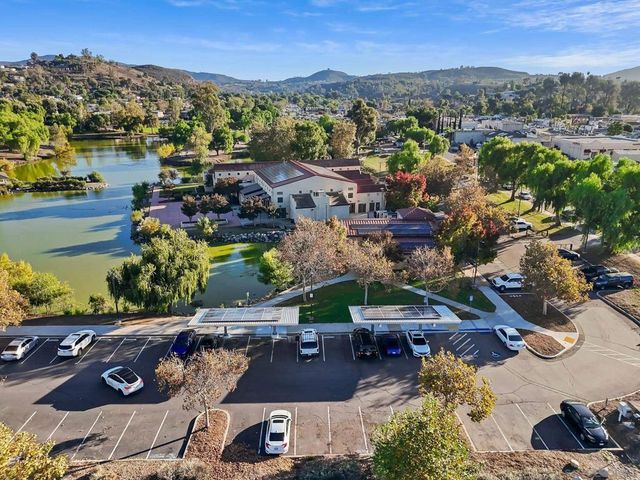 12722 Lakeshore Drive B, Lakeside, CA 92040