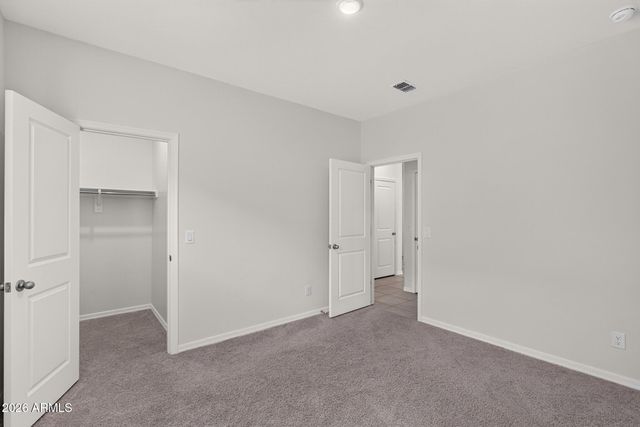 2097 E GRAZING MEADOW Lane, San Tan Valley, AZ 85140