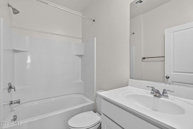 2097 E GRAZING MEADOW Lane, San Tan Valley, AZ 85140