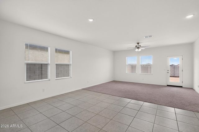 2097 E GRAZING MEADOW Lane, San Tan Valley, AZ 85140