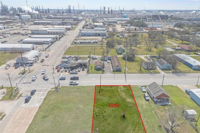 2106 Texas Avenue, Texas City, TX 77590