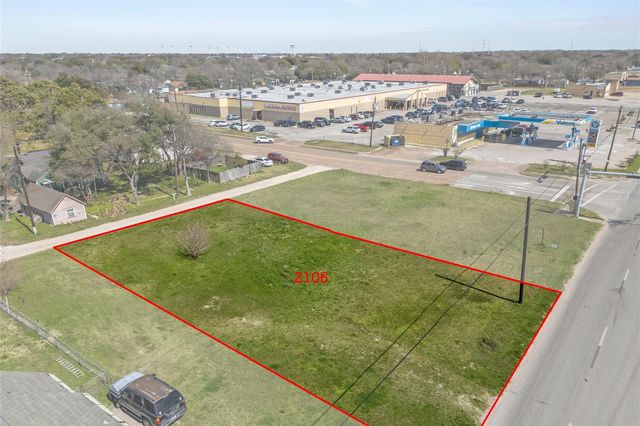 2106 Texas Avenue, Texas City, TX 77590
