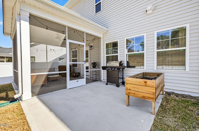 215 Sea Cave Lane, Raleigh, NC 27610