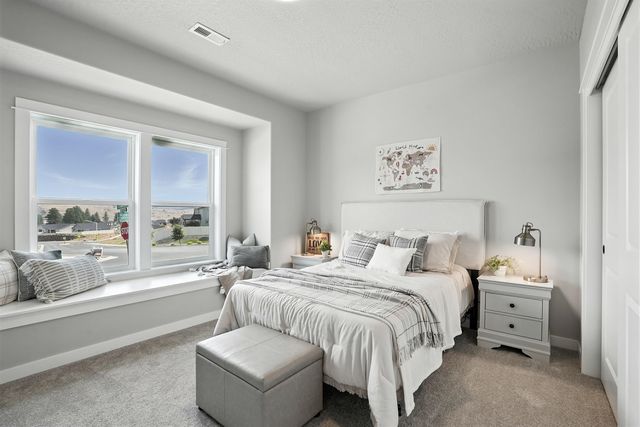 1724 S Moen St, Spokane Valley, WA 99016