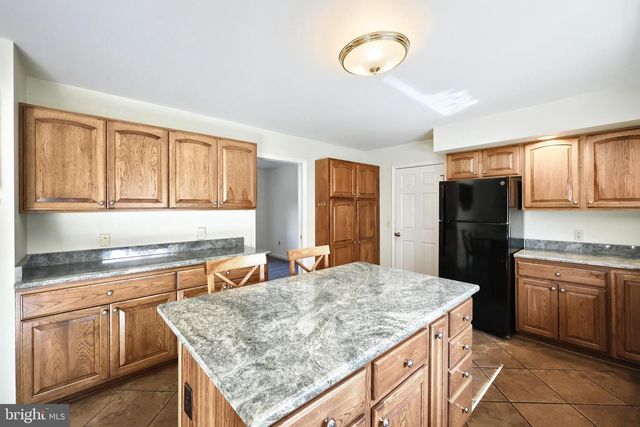 1814 DOWNING ST, York, PA 17408