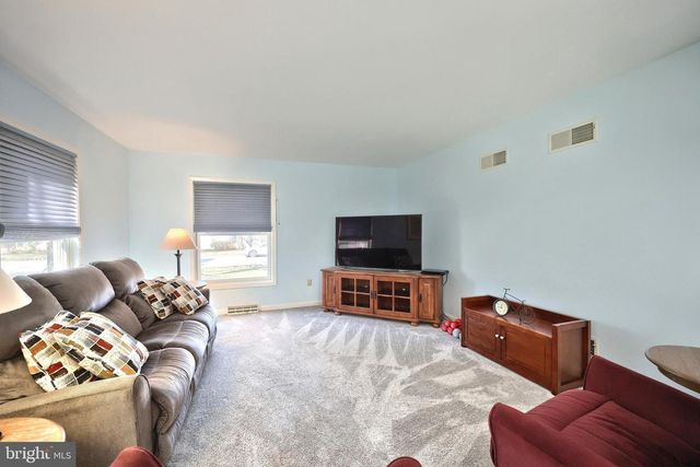 1814 DOWNING ST, York, PA 17408