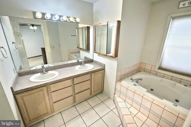 1814 DOWNING ST, York, PA 17408