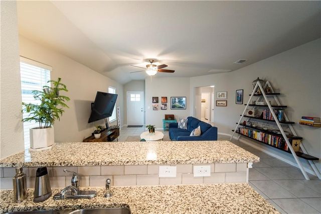 10406 Hatton LN, Austin, TX 78754